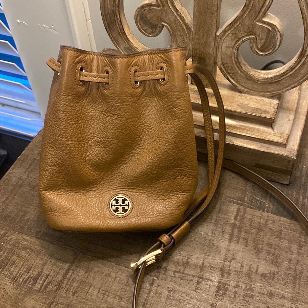 Tory Burch bucket purse